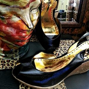 BRAND NEW!!!  Gianni Bini wedge!!!