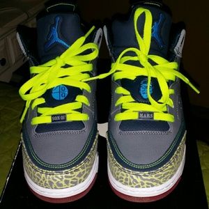 Jordan Son of Mars Sneakers