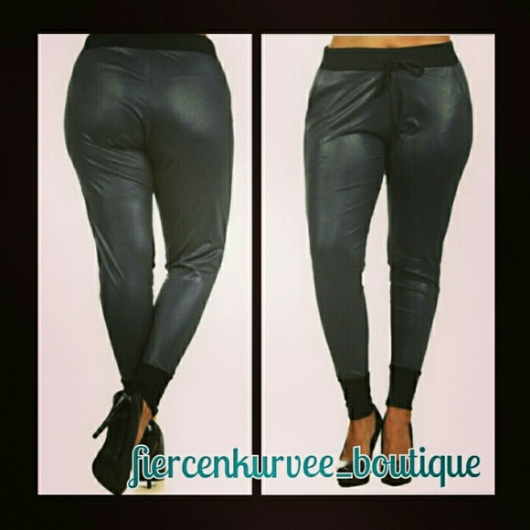 *SOLD OUT*Plus size faux leather fitted joggers