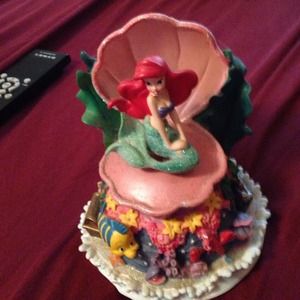 Disney little mermaid musical clam