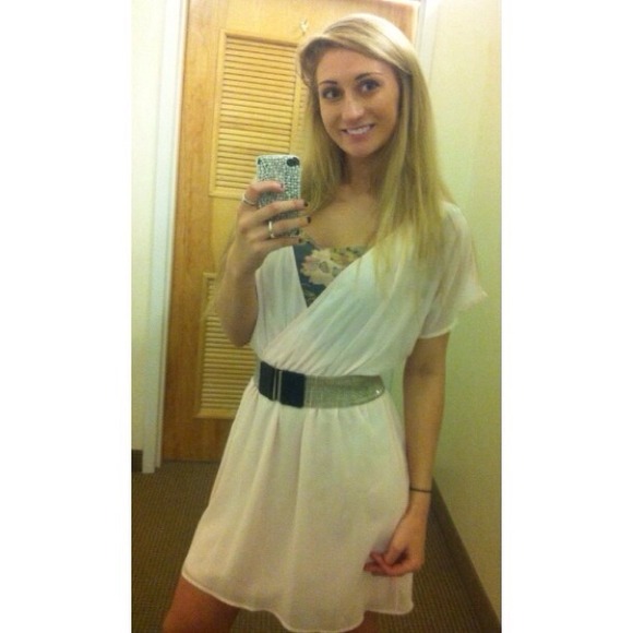 flowy dress - Picture 2 of 2