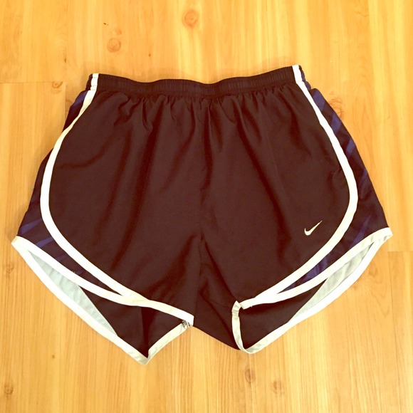 Nike shorts and sandals bundle 😊