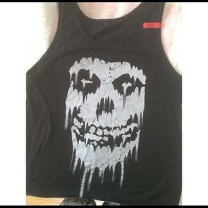 Misfits tank