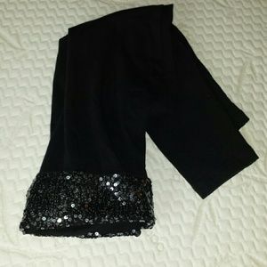 Skinny crop yoga pants with sparkly top