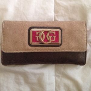 Guess wallet
