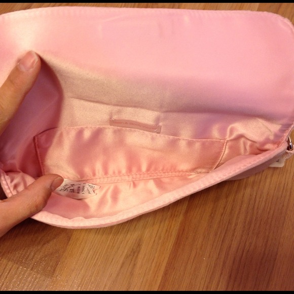 Goddess Pink Clutch. - Picture 3 of 4