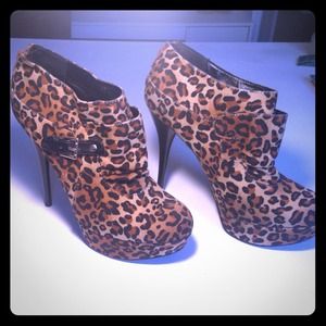 Leopard bootie heels