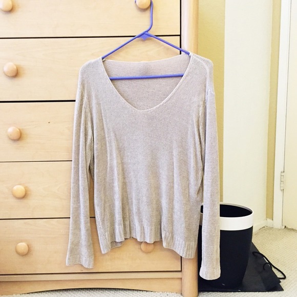 🚫Sold🚫 Brandy Melville Sweater