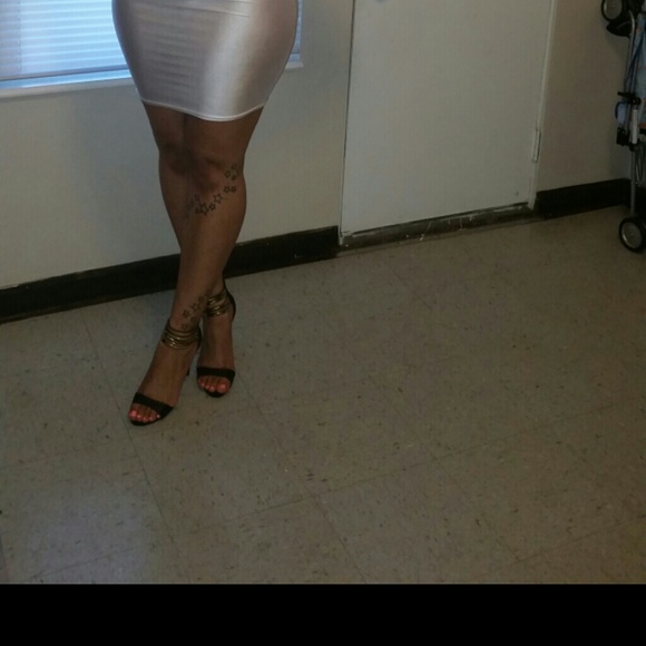 Black Sandals size 10 - Picture 3 of 3