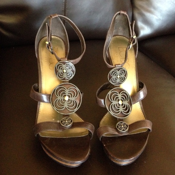 BCBG Shoes - BCBG high heels