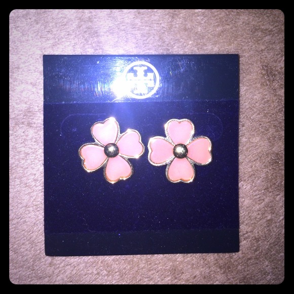 SOLD Tory Burch Earrings BRAND NEW - Picture 1 of 4