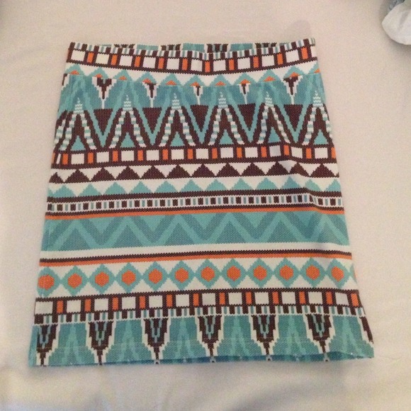 Multicolored pencil skirt