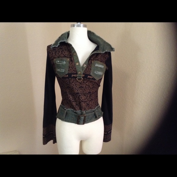 Small long sleeve top & bebe corset bundle