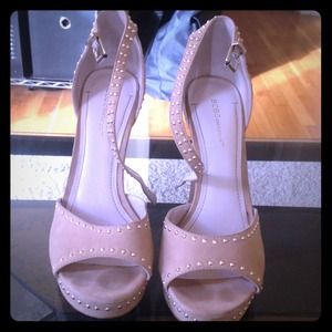 Gold studded tan heel