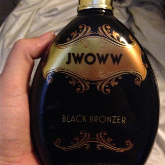 Indoor tanning lotion 75% full