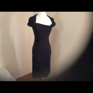 Form fitting pencil dress unique design size 6