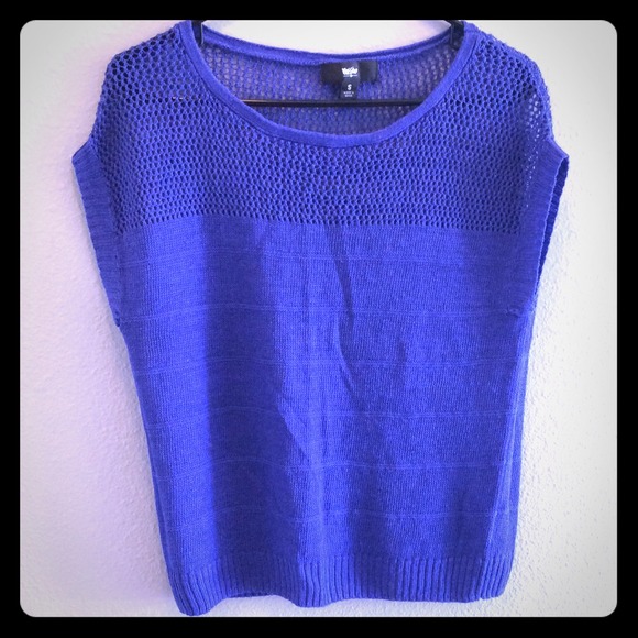 🚫SOLD💗 Dark Blue Top 💗 - Picture 1 of 4