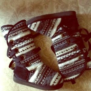 Darling Warm Boots!!