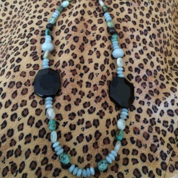 Necklace - Picture 3 of 3