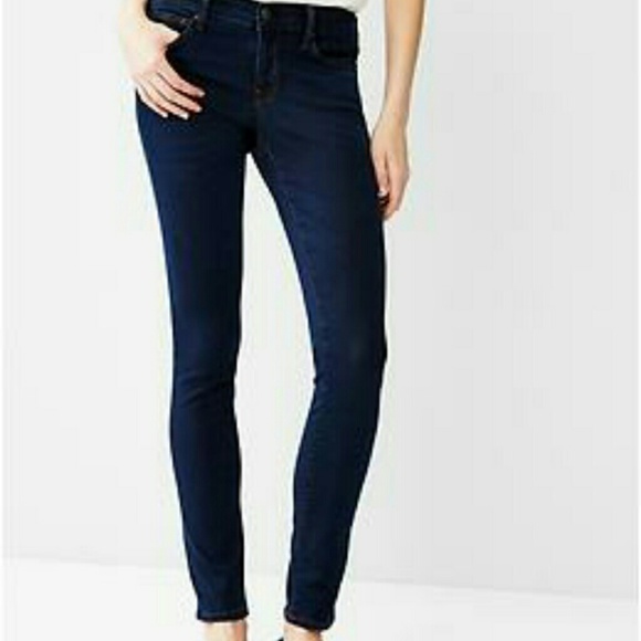 Gap darkwash skinny jeans