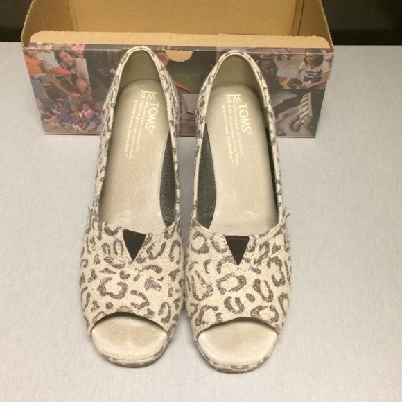Snow Leopard Toms