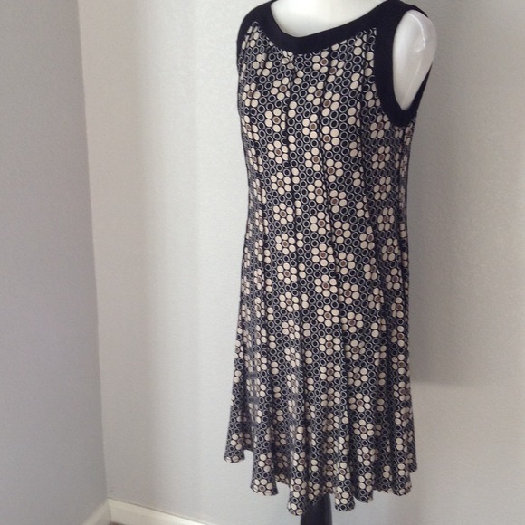👗polka dot casual work dress 👗 $10 bundle add on