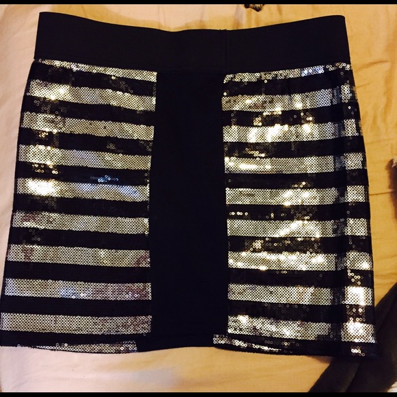 Sexy Striped Sequins Mini Skirt