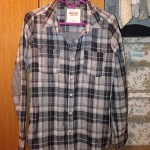 Black and white plaid long sleeve