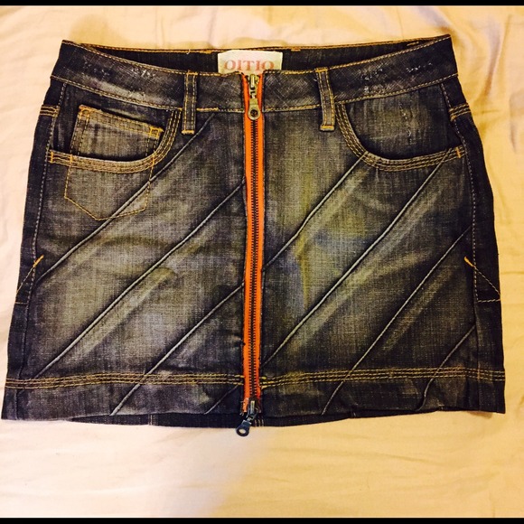 Unique Denim mini skirt