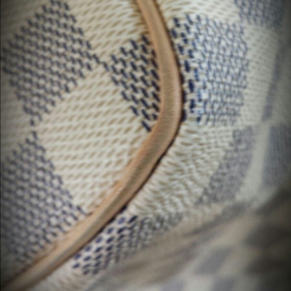 ❌SOLD❌ Louis Vuitton Speedy 30 Damier Azur - Picture 4 of 4