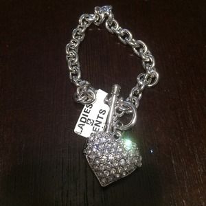 Brand new heart bracelet