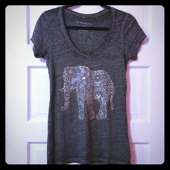 Black/gray washed elephant tee