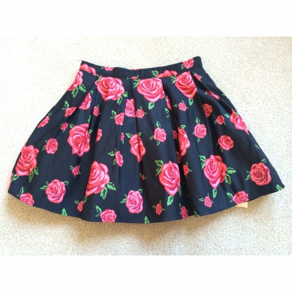 🌹Floral Skirt🌹
