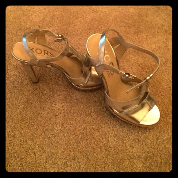 Michael Kors Shoes - Michael Kors platform strap sandal