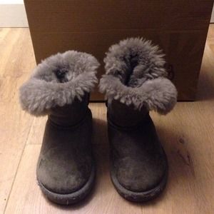 Girls gray UGG Australia boots