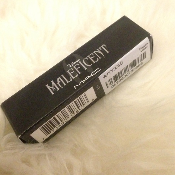 🚫Sold at other app🚫MAC lipstick maleficent🅿️🅿️