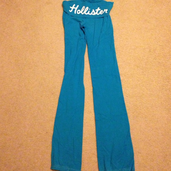 Hollister yoga pants