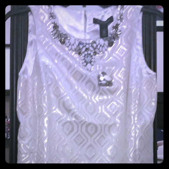 White House Black Market beautiful dress