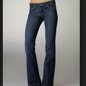 NWT Paige Hollywood Hills jeans