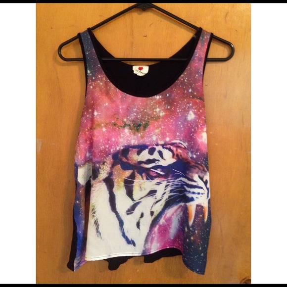 One Clothing Graphic Galaxy Tiger Tank Top