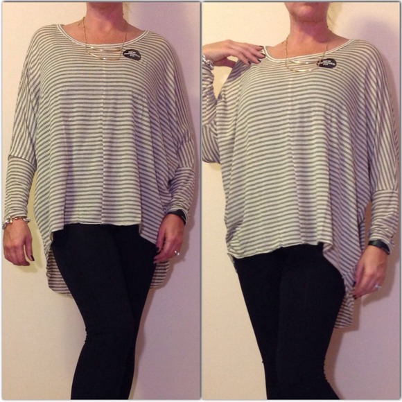 LAST ONE🌟Oversized batwing dolman blouse - Picture 2 of 4