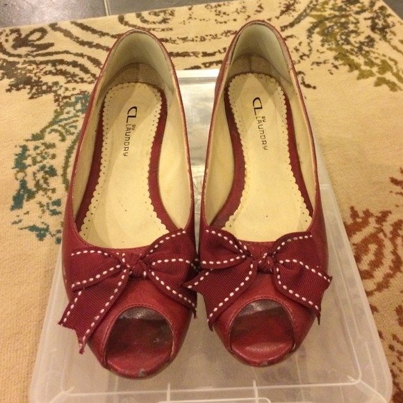 Peep toe, small heel - Picture 1 of 3