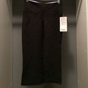 Lululemon Gather & Crow Crop