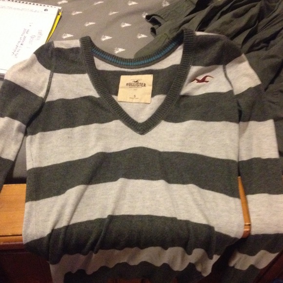 Long sleeve sweater