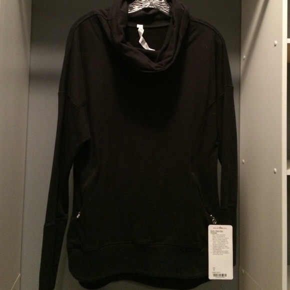 Lululemon RUN: Rest Day Pullover