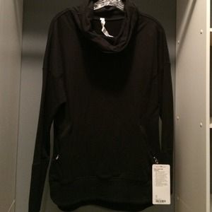 Lululemon RUN: Rest Day Pullover