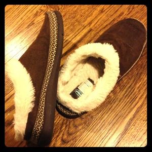 Gently used DrScholls slippers winter shoes size7