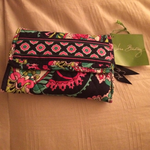 Vera Bradley euro wallet