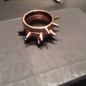 3 stack stud rings