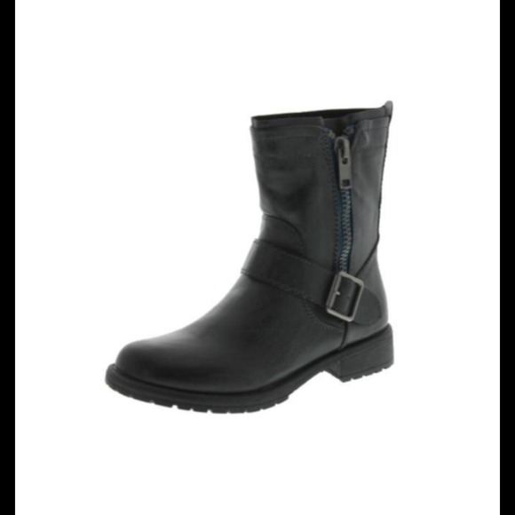 Black Combat Style Boot. Adorable! Price is firm - Picture 2 of 3